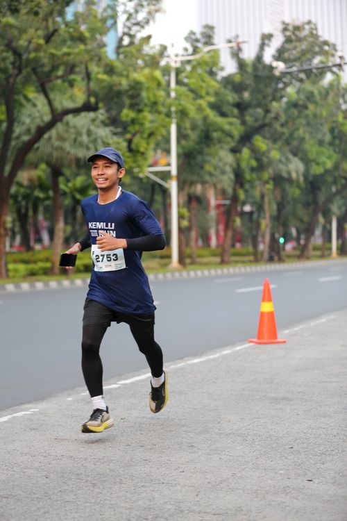 Race photo from KEMLU RUN 2025