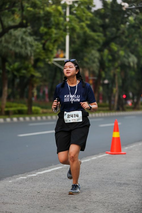 Race photo from KEMLU RUN 2025