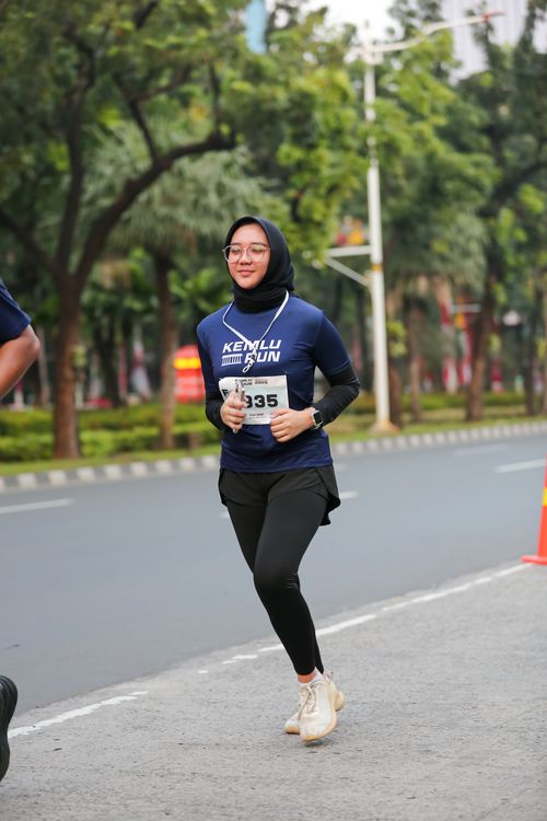 Race photo from KEMLU RUN 2025