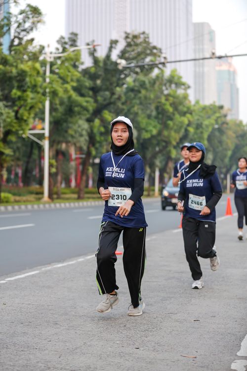 Race photo from KEMLU RUN 2025