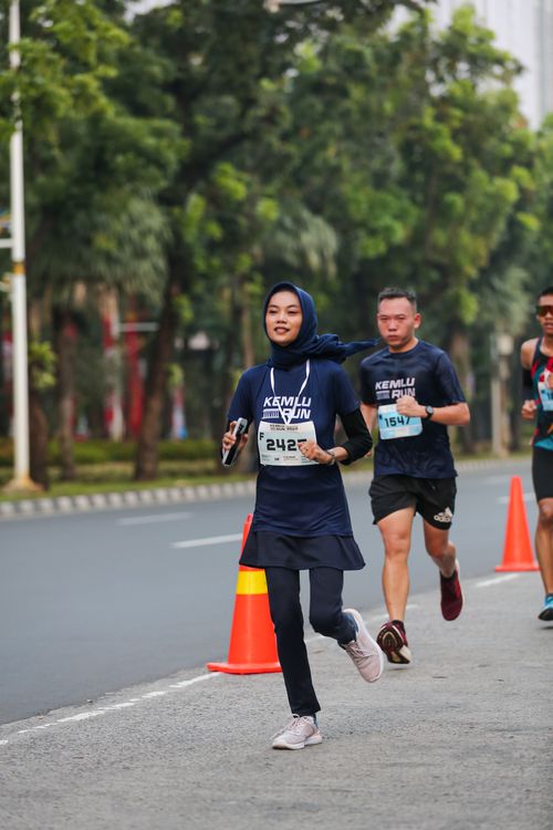 Race photo from KEMLU RUN 2025