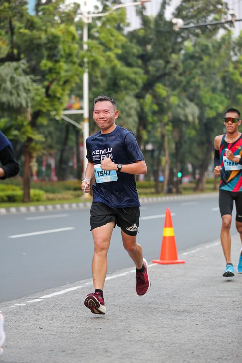 Race photo from KEMLU RUN 2025