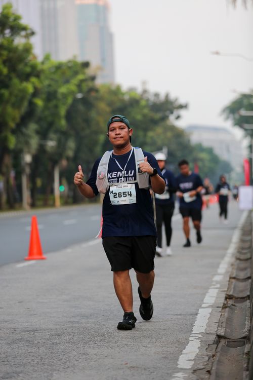 Race photo from KEMLU RUN 2025