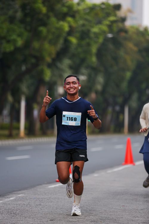 Race photo from KEMLU RUN 2025
