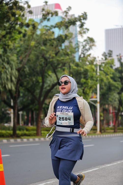 Race photo from KEMLU RUN 2025