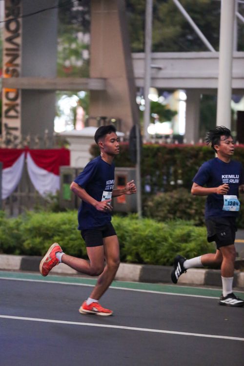 Race photo from KEMLU RUN 2025