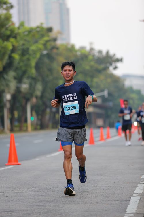 Race photo from KEMLU RUN 2025