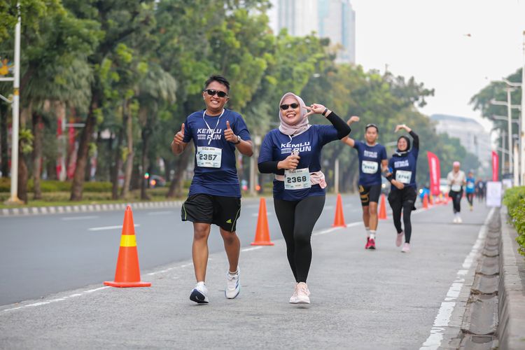 Race photo from KEMLU RUN 2025