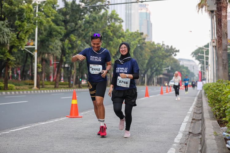Race photo from KEMLU RUN 2025