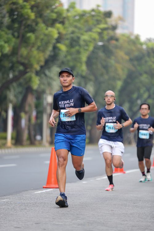 Race photo from KEMLU RUN 2025