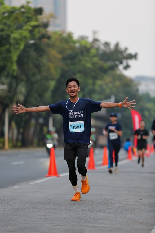 Race photo from KEMLU RUN 2025