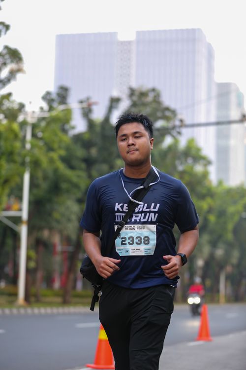 Race photo from KEMLU RUN 2025