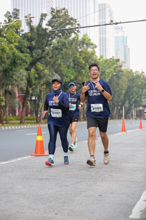 Race photo from KEMLU RUN 2025