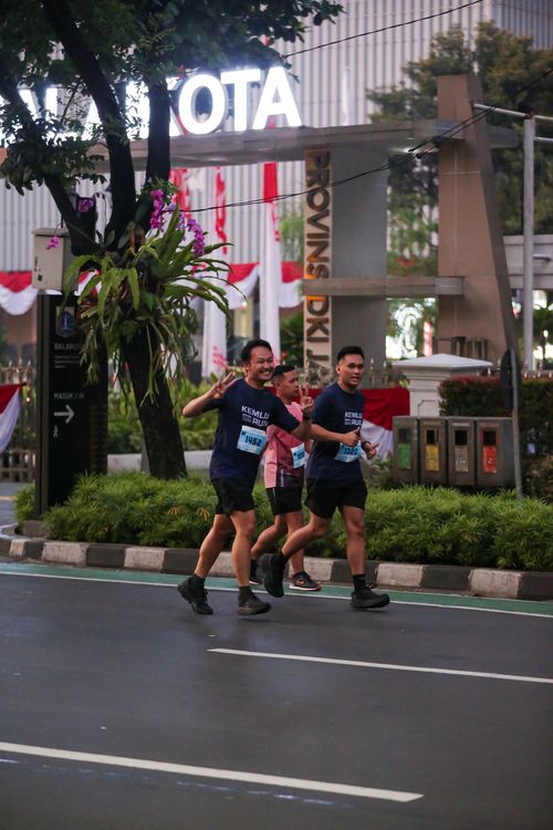 Race photo from KEMLU RUN 2025