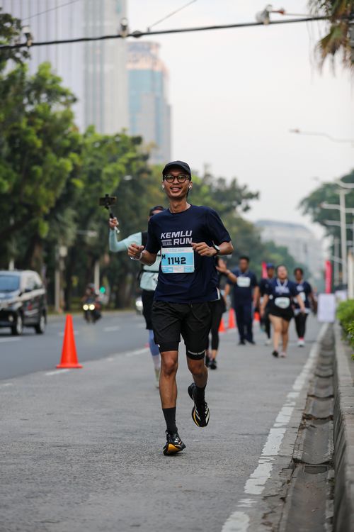 Race photo from KEMLU RUN 2025