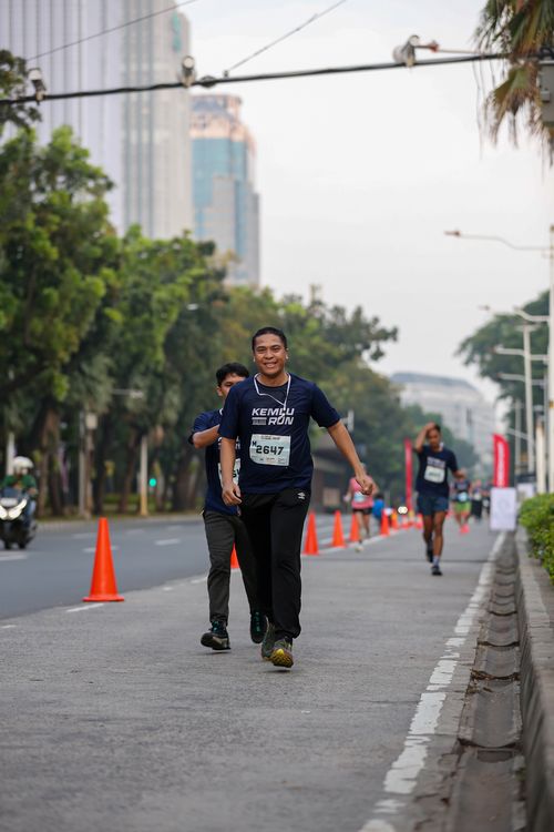 Race photo from KEMLU RUN 2025