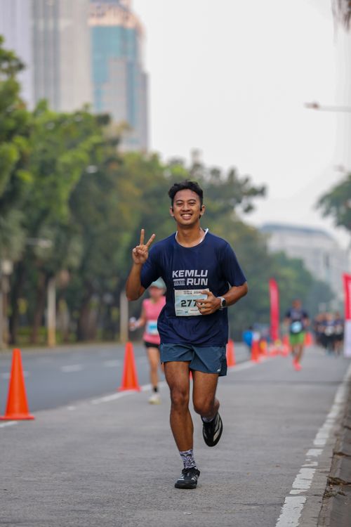 Race photo from KEMLU RUN 2025