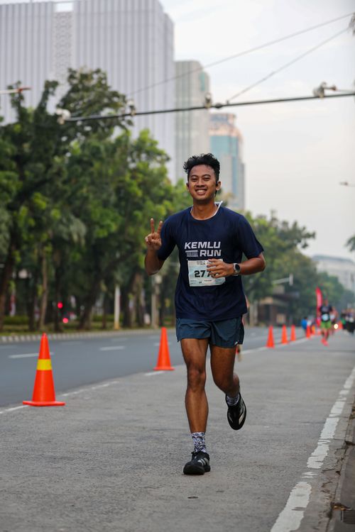 Race photo from KEMLU RUN 2025