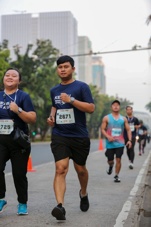 Race photo from KEMLU RUN 2025