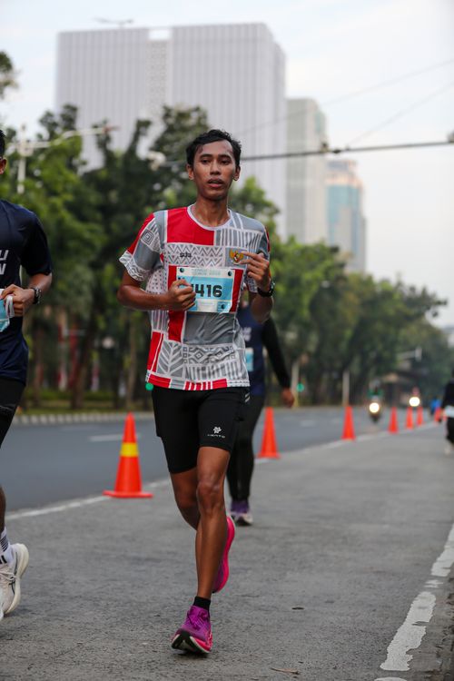Race photo from KEMLU RUN 2025