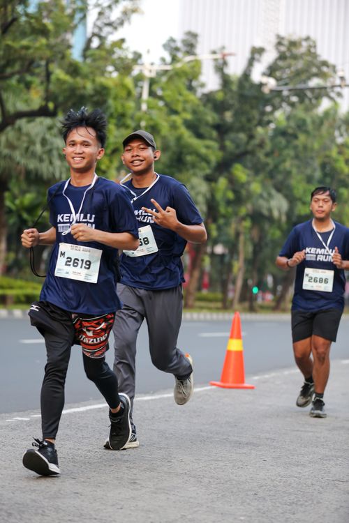 Race photo from KEMLU RUN 2025