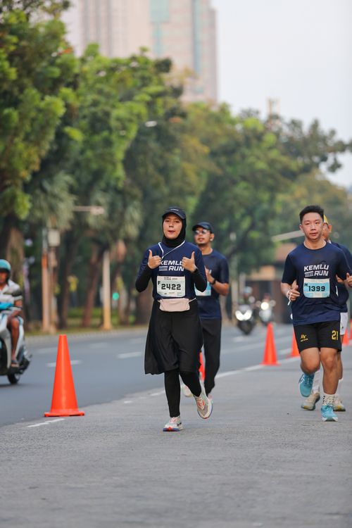 Race photo from KEMLU RUN 2025
