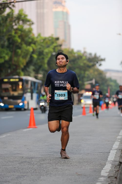 Race photo from KEMLU RUN 2025