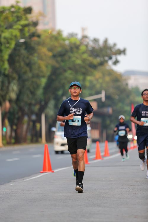 Race photo from KEMLU RUN 2025