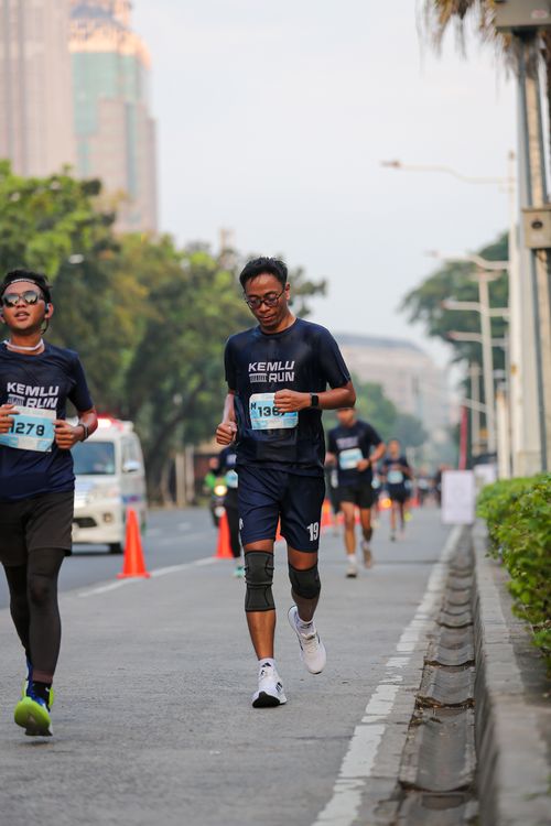 Race photo from KEMLU RUN 2025