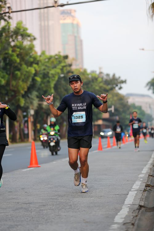 Race photo from KEMLU RUN 2025