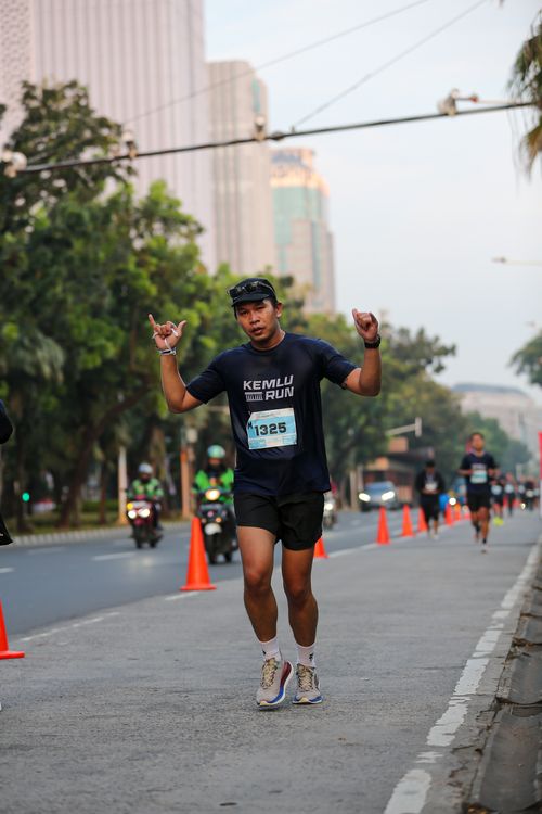 Race photo from KEMLU RUN 2025