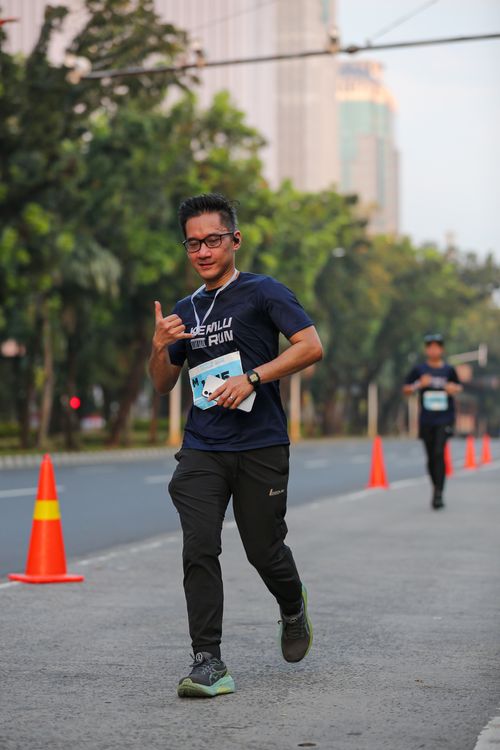 Race photo from KEMLU RUN 2025