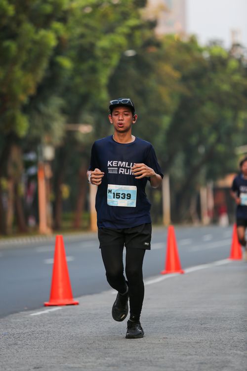 Race photo from KEMLU RUN 2025