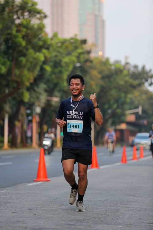 Race photo from KEMLU RUN 2025