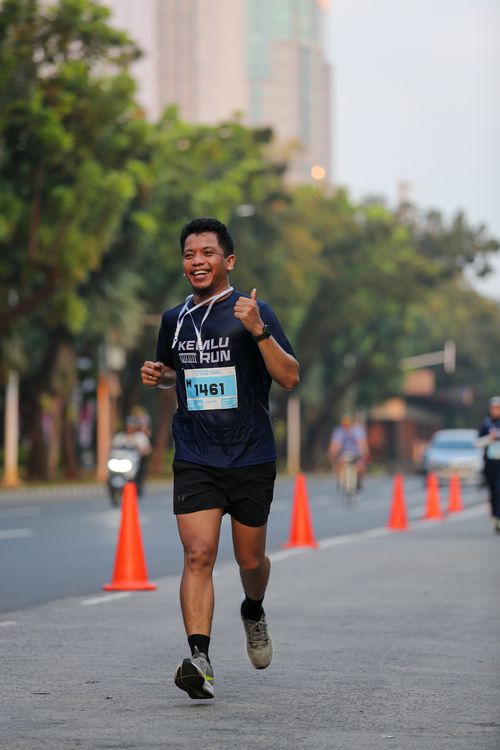 Race photo from KEMLU RUN 2025