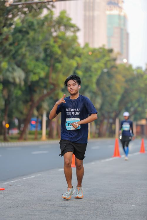 Race photo from KEMLU RUN 2025