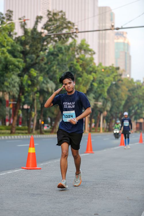 Race photo from KEMLU RUN 2025