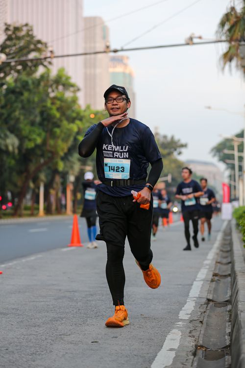 Race photo from KEMLU RUN 2025