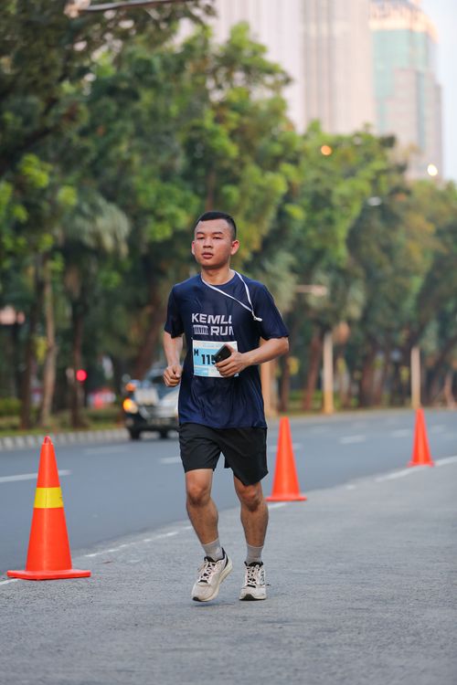 Race photo from KEMLU RUN 2025