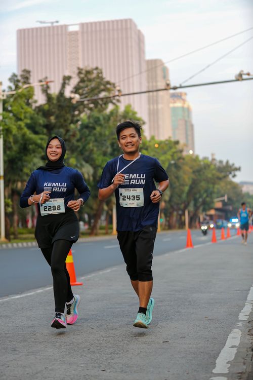 Race photo from KEMLU RUN 2025
