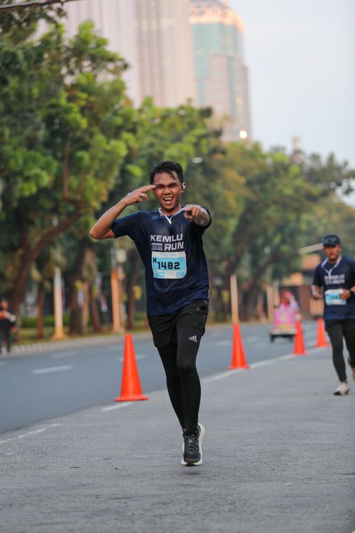 Race photo from KEMLU RUN 2025