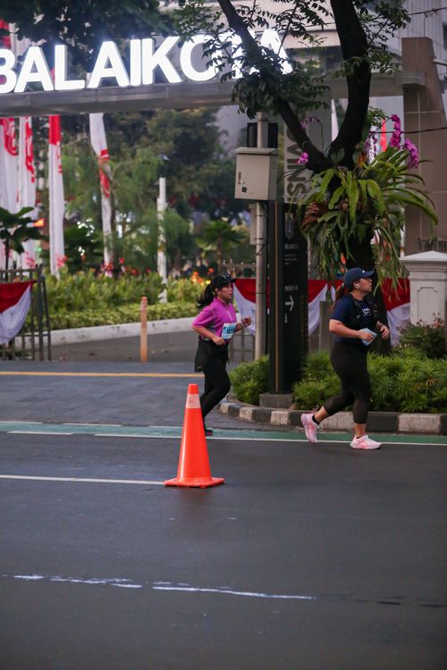 Race photo from KEMLU RUN 2025