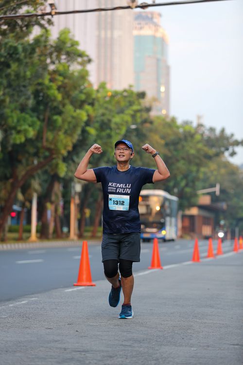 Race photo from KEMLU RUN 2025