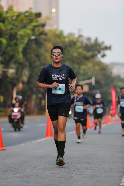Race photo from KEMLU RUN 2025