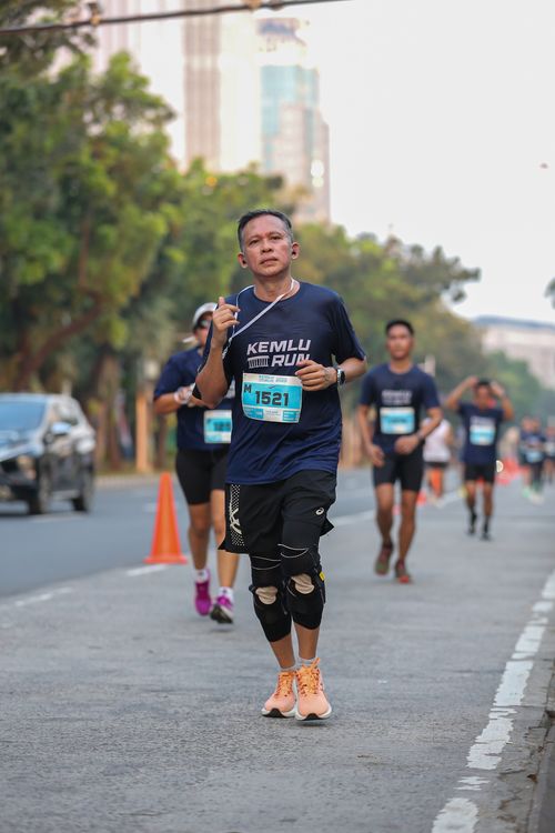 Race photo from KEMLU RUN 2025
