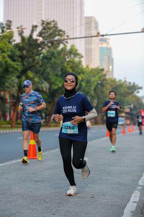 Race photo from KEMLU RUN 2025