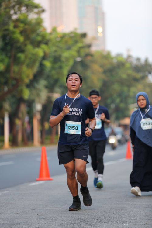 Race photo from KEMLU RUN 2025