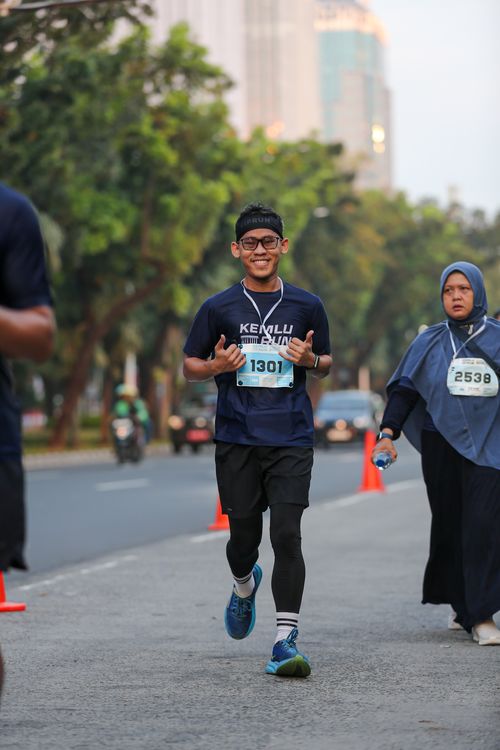 Race photo from KEMLU RUN 2025