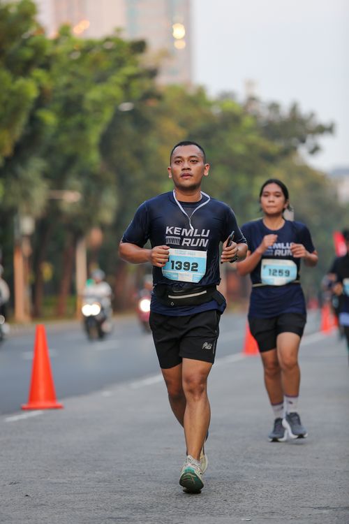 Race photo from KEMLU RUN 2025