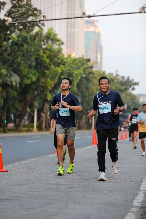 Race photo from KEMLU RUN 2025